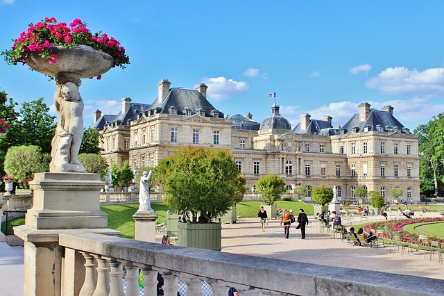 Foto del palacio del Luxemburgo  para ilustar visitas guiadas en Paris con broaden-horizons.fr