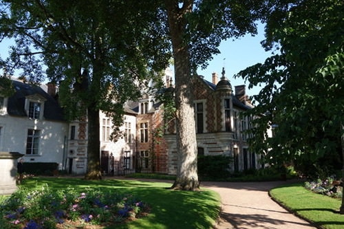 Jardin de l'hôtel Groslot, Orléans.