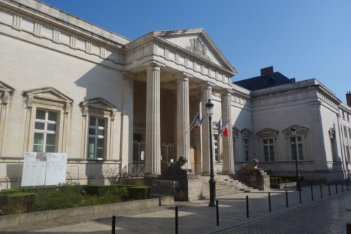 Photo palais de Justice d'Orléans pour illustrer la visite 2x2 heures