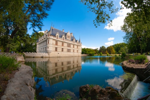 Foto del castillo de Azay-le-Rideau para ilustrar las visitas guiadas del  Valle del Loira.