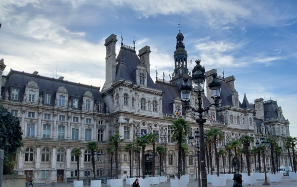Photo of Hôtel de Ville de Paris (City Hall) to illustrate the Le Marais Walking Tour, Paris, France.