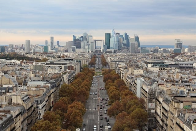 Grande Arche in La Défense with urban skyline