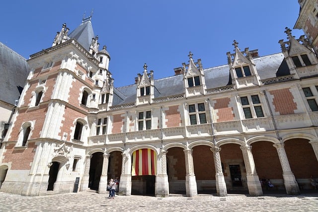 Louis XII, flamboyant Gothic wing of the Blois Castle.
