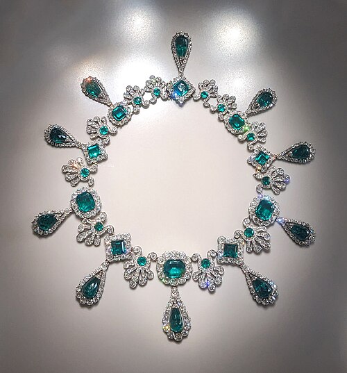 The Emerald Necklace of Empress Marie-Louise featuring 32 emeralds and over 1,100 diamonds stolen in the 2025 Louvre heist